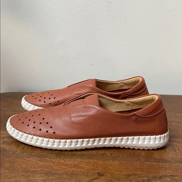 Anthropologie Denmark Bueno Women’s Leather Slip-On Sneakers in Tan- New main image 9